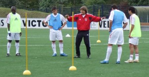 Coaching im Fussball Training - Norbert Elgert Schalke 04